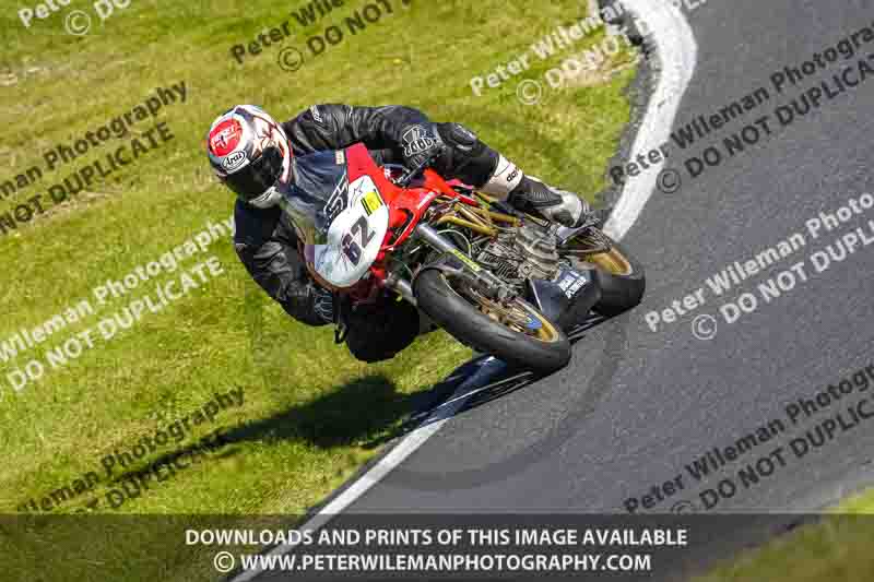 cadwell no limits trackday;cadwell park;cadwell park photographs;cadwell trackday photographs;enduro digital images;event digital images;eventdigitalimages;no limits trackdays;peter wileman photography;racing digital images;trackday digital images;trackday photos